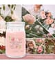 Produktbild 3 von 3, Yankee Candle Fresh Cut Roses Duftkerze