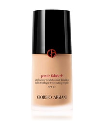 Giorgio Armani Power Fabric + Flüssige Foundation