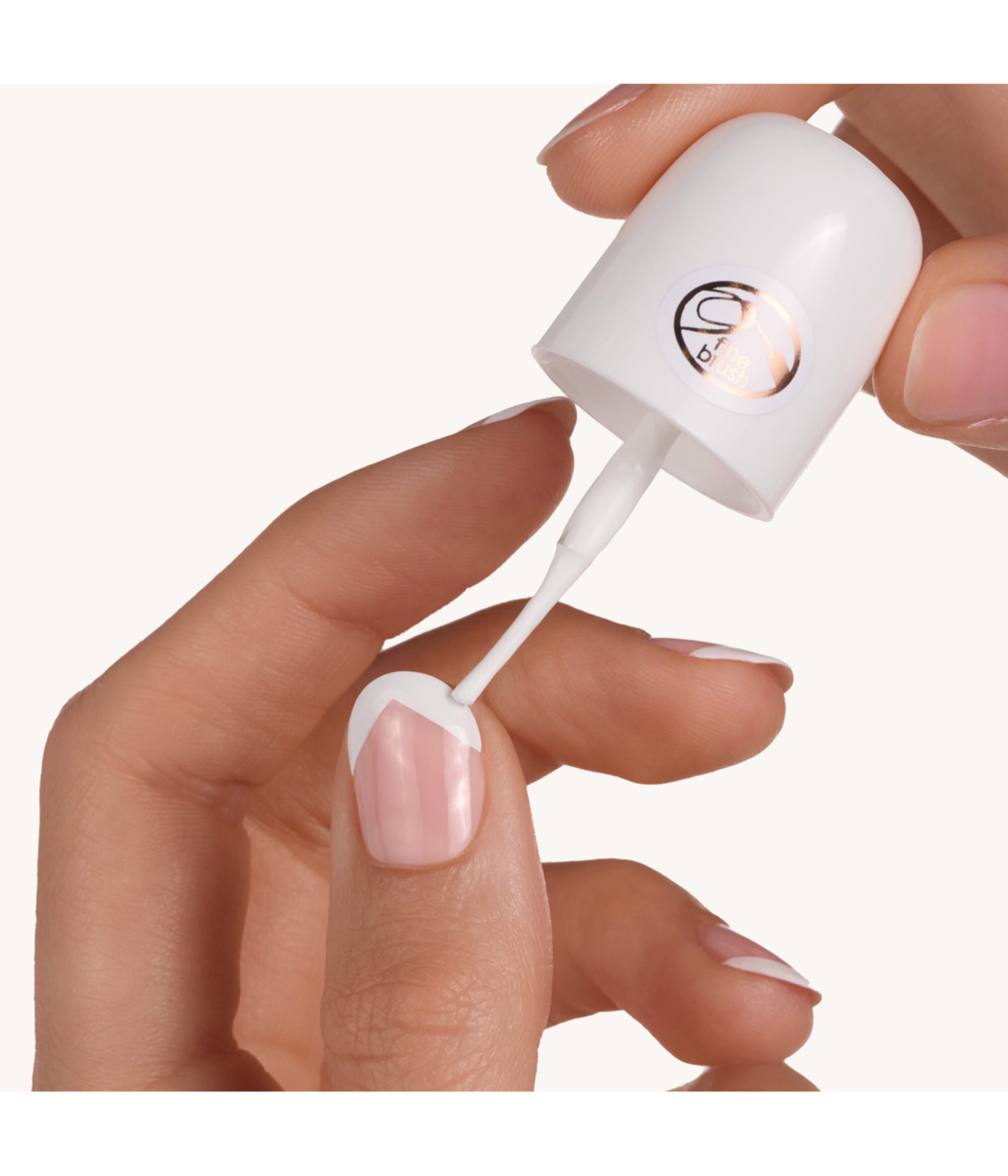 Produktbild 3 von 6, essence french MANICURE Nagellack