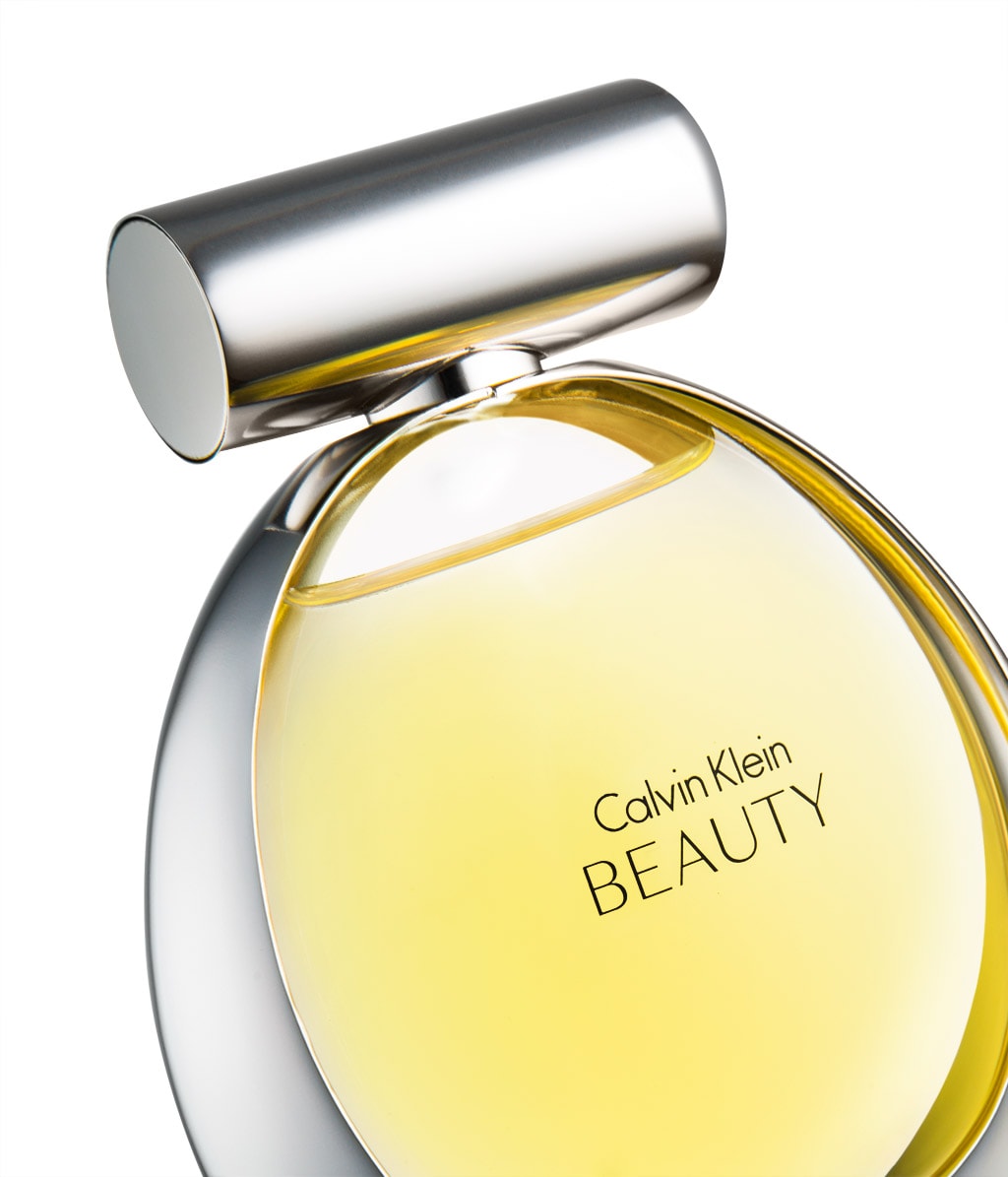 Calvin Klein Beauty Parfum online bestellen | FLACONI