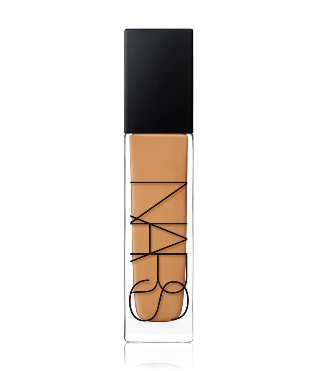NARS Natural Radiant Flüssige Foundation 30 ml 607845066224 base-shot_de