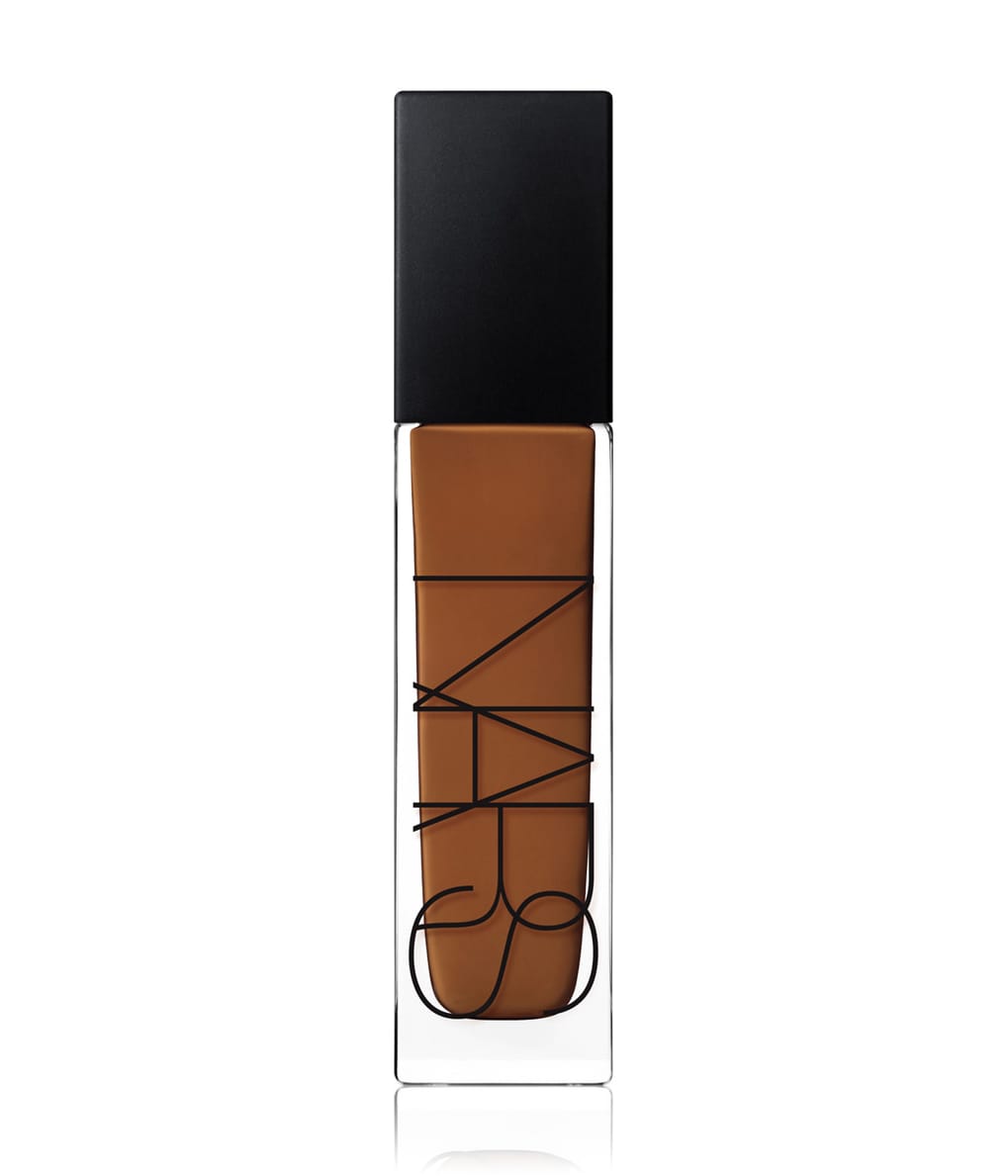NARS Natural Radiant Flüssige Foundation 30 ml 607845066323 base-shot_de
