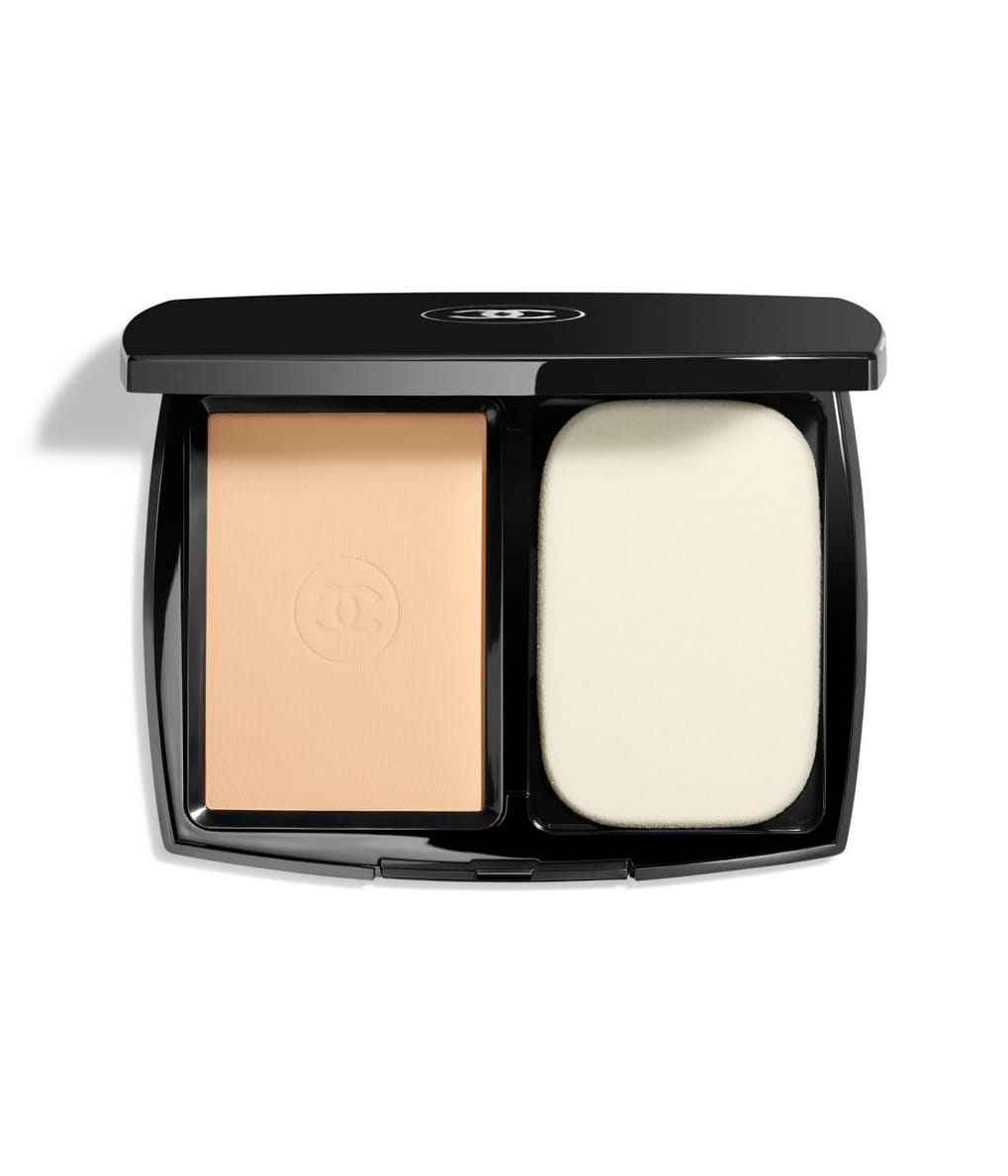 CHANEL ULTRA LE TEINT COMPACT Kompaktpuder 13 g 3145891727128 base-shot_de