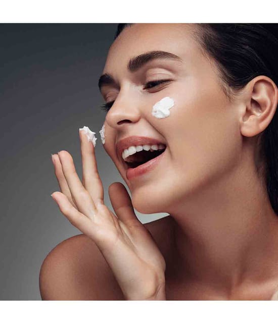 M1 SELECT PURE Nachtcreme 50 ml 4260657840749 detail-shot_de