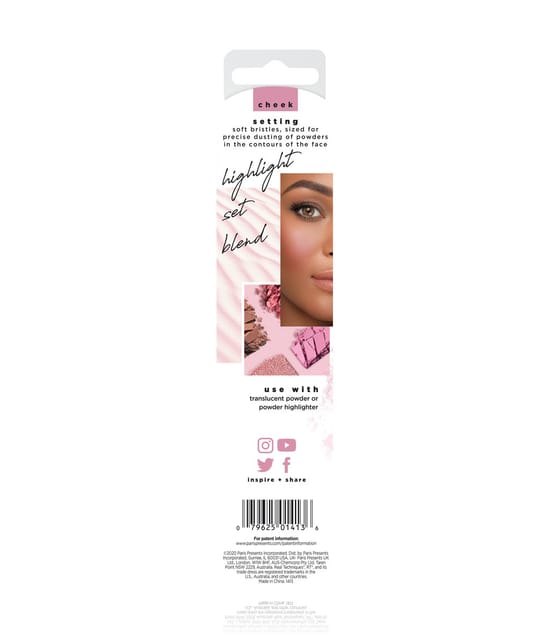 Real Techniques Finish Highlighter Pinsel 1 Stk 079625014136 detail-shot_de