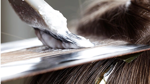 Haare färben: So kannst Hause selber du | machen zu flaconi es