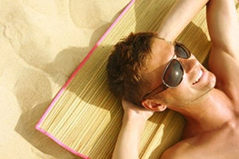 Mit dem richtigen Sonnenschutz unbeschwert die Sonne genießen