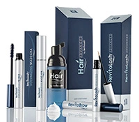Das RevitaLash Advanced Wimpernserum und andere Produkte der Marke