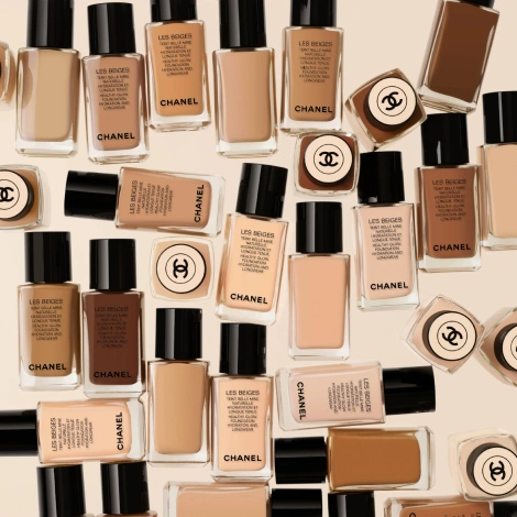 CHANEL Les Beiges Fluide Foundation bei flaconi entdecken CHANEL Les Beiges Fluide Foundation