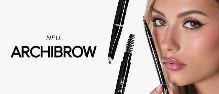 Model und Anastasia Beverly Hills Augenbrauen Produkte