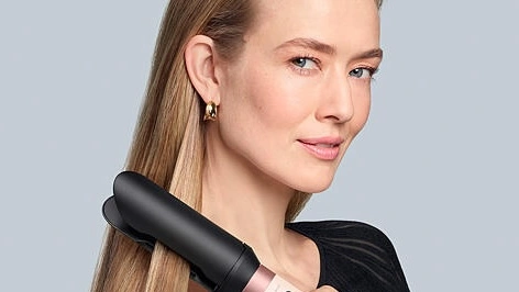 dyson Airwrap i.d. Co-anda 2x Air Smooth Aufsatz und Model