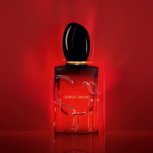 Giorgio Armani Sì Passione Intense Flakon