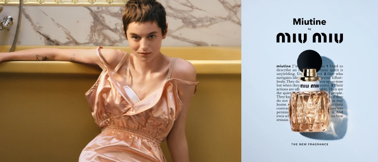 Model und miu miu Parfum Flakon